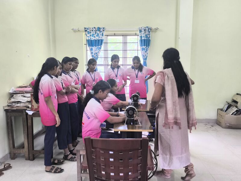 പ്രമാണം:44029 2438.jpg