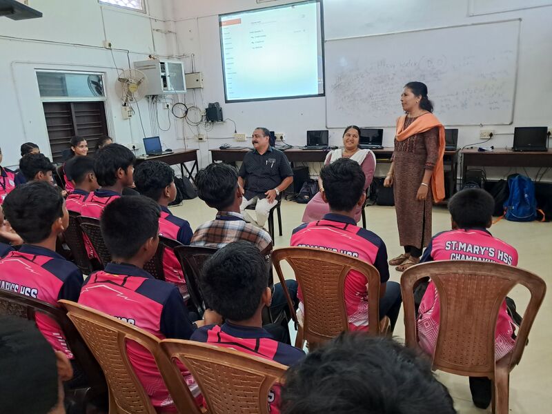 പ്രമാണം:46024-Lk 2024-27 School Camp 3.jpg