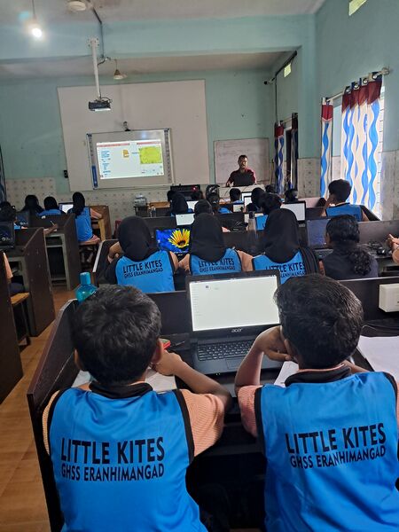 പ്രമാണം:48036 prilicamp2025.jpg