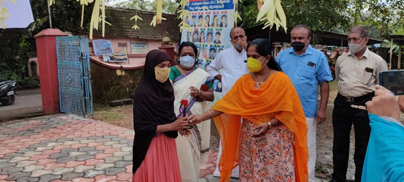 പ്രമാണം:BS21 ALP 36048 2.jpg